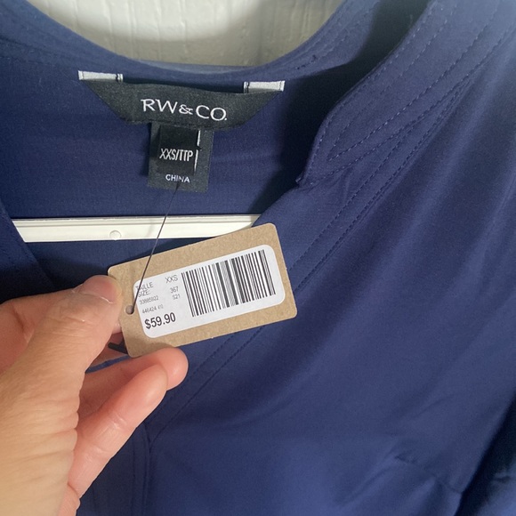 RW&Co - Picture 2 of 6